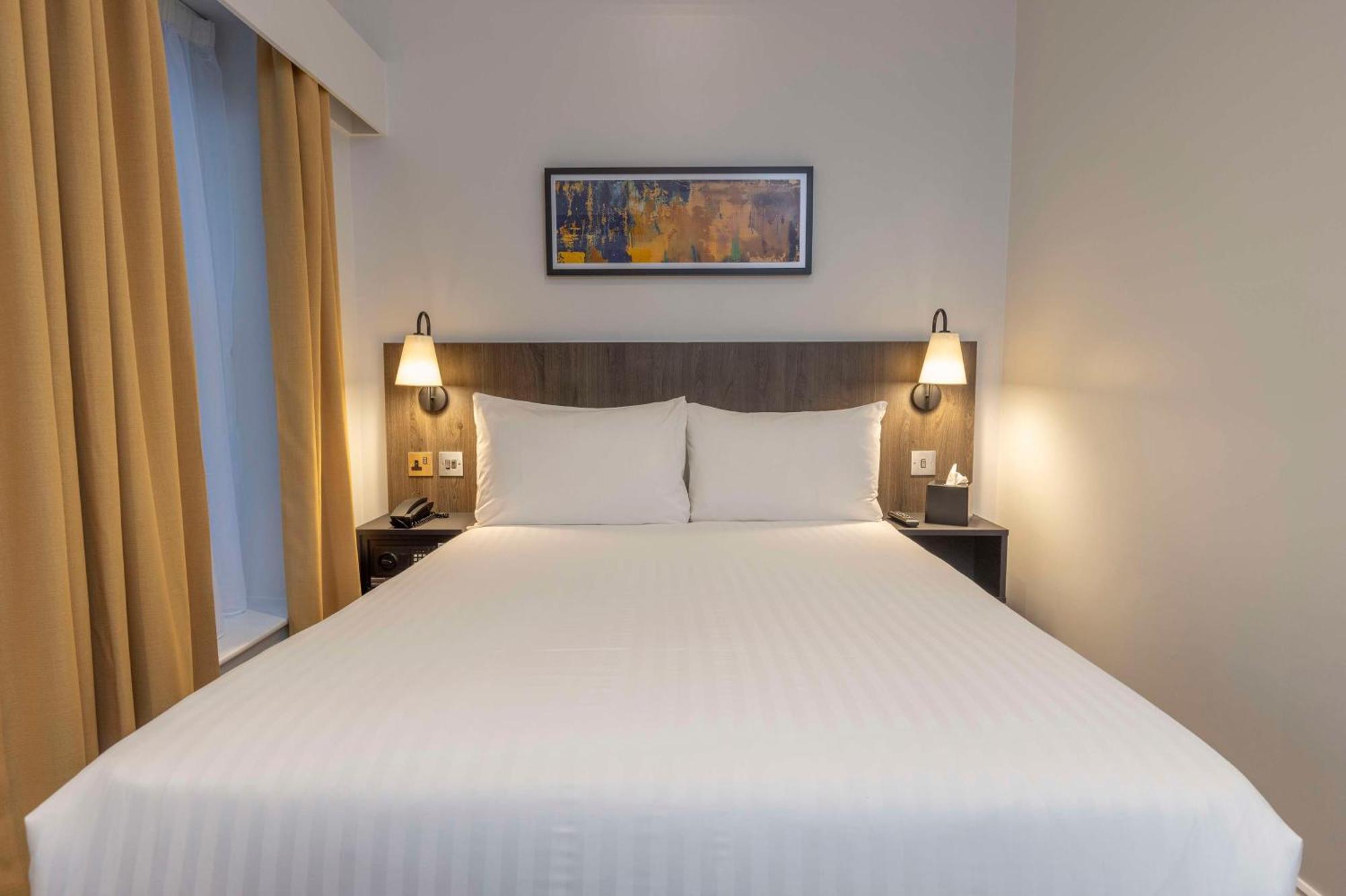 Best Western Kensington Olympia Hotel London Bagian luar foto