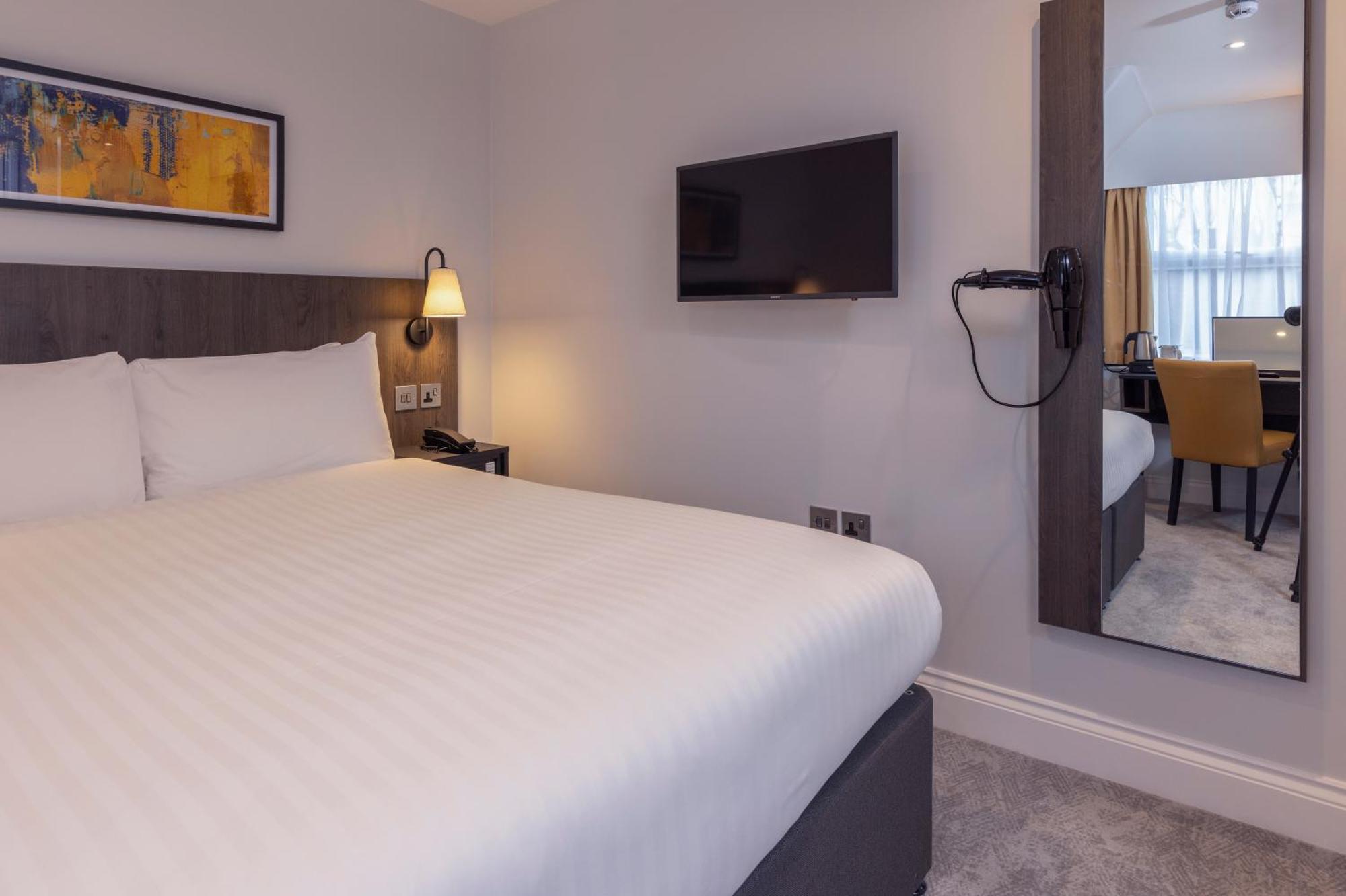 Best Western Kensington Olympia Hotel London Bagian luar foto