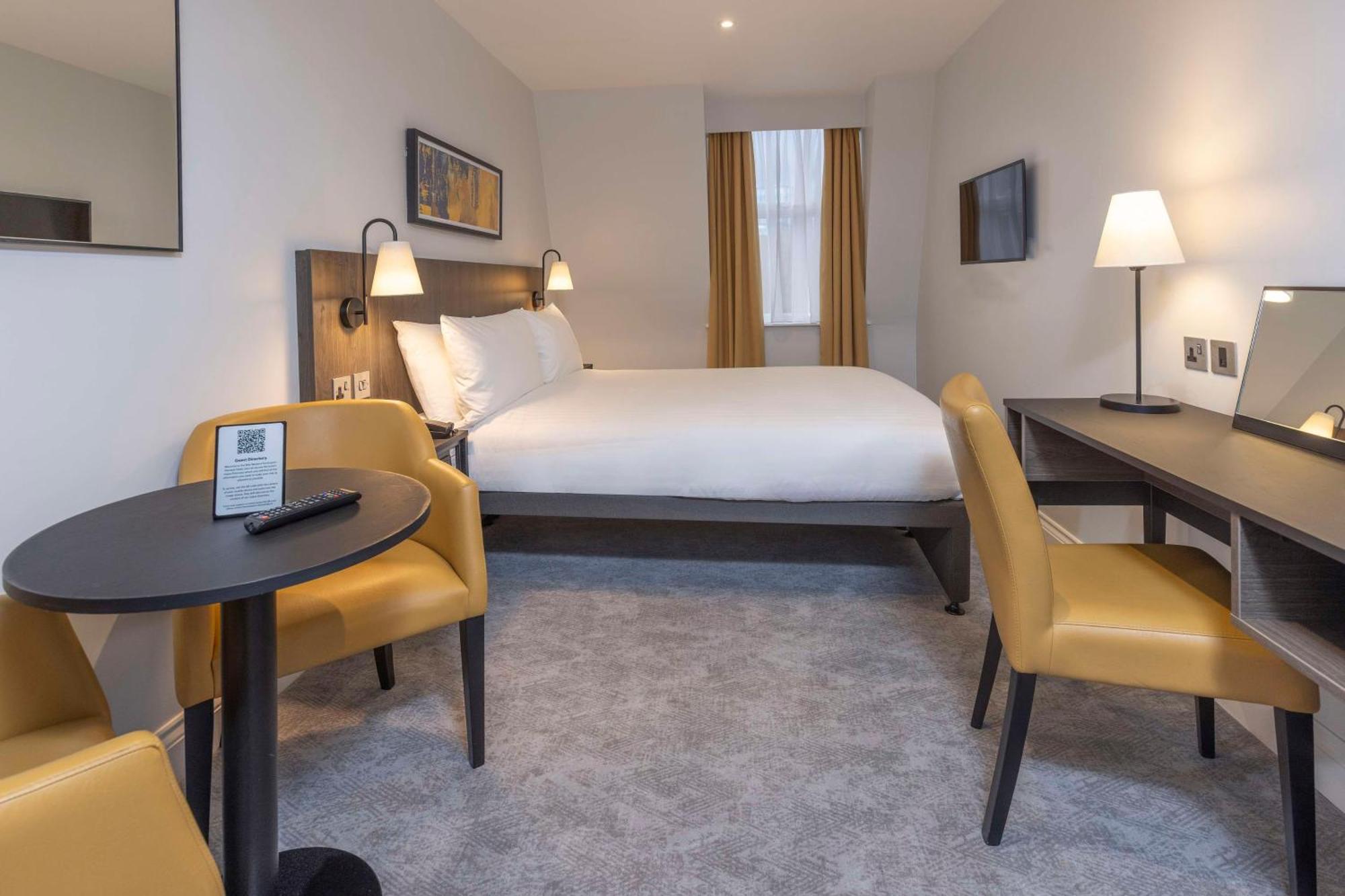 Best Western Kensington Olympia Hotel London Bagian luar foto