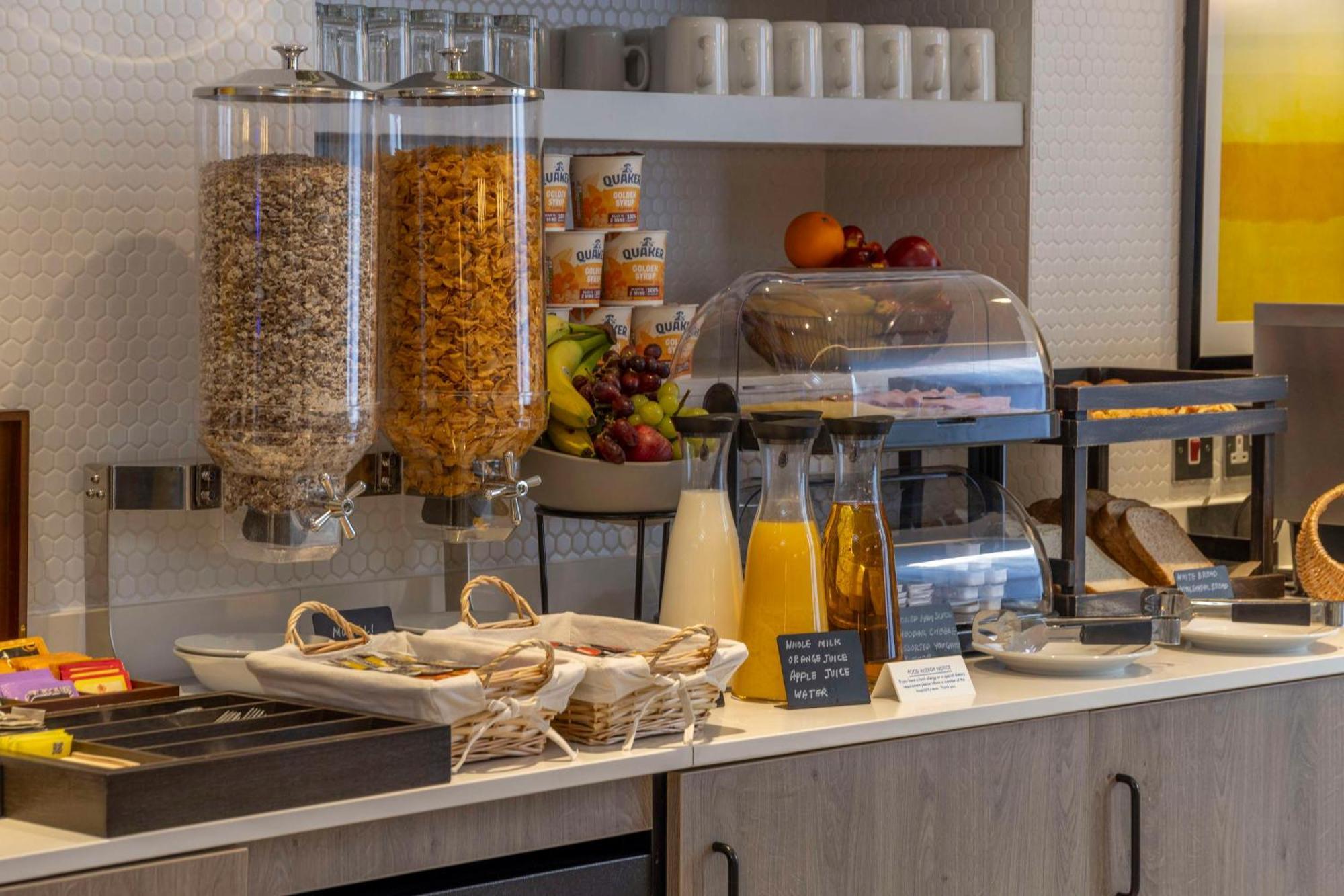 Best Western Kensington Olympia Hotel London Bagian luar foto